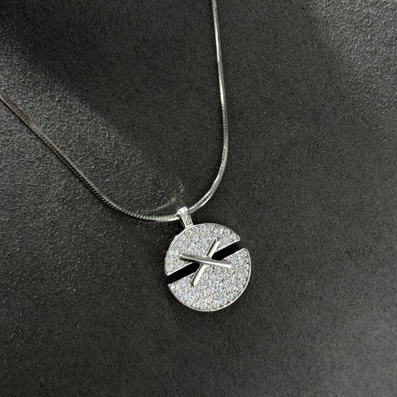 CHAUMET